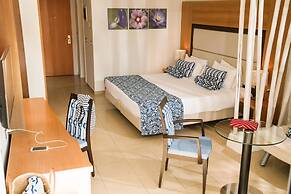 Lindos Bay Suites