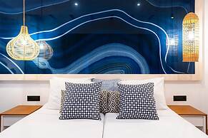 Lindos Bay Suites