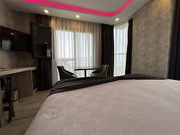 Avni Bey Otel