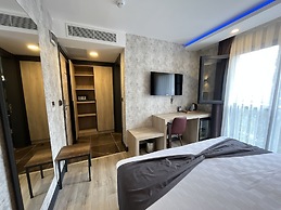 Avni Bey Otel