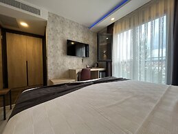Avni Bey Otel