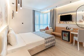 Pearly Hotel