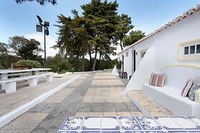 Farm on the Beach sea View 2 Steps From Lisbon