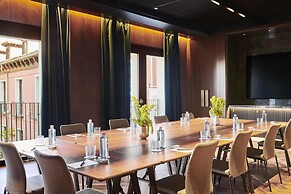 Thompson Madrid, by Hyatt