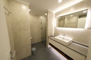 Sky Garden Suites