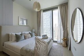 HiGuests - EMAAR 52-42