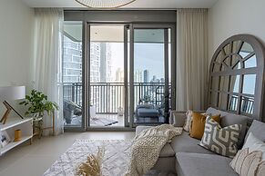 HiGuests - EMAAR 52-42