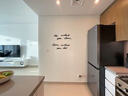 HiGuests - EMAAR 52-42