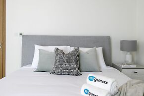 HiGuests - EMAAR 52-42