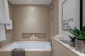 HiGuests - EMAAR 52-42