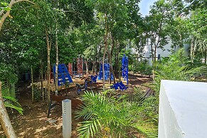 Private Garden Condo by Concierge4u