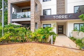 Private Garden Condo by Concierge4u