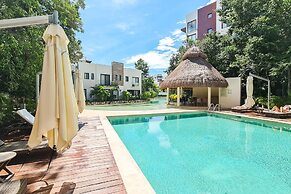 Private Garden Condo by Concierge4u