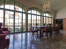 Hospedium Hotel La Lozana