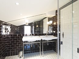 Hospedium Hotel La Lozana