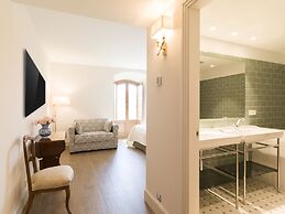 Hospedium Hotel La Lozana