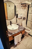 Şehrar Suit Hotel