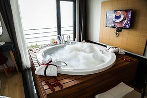 Şehrar Suit Hotel