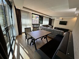 Şehrar Suit Hotel