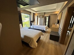 Şehrar Suit Hotel