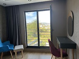 Şehrar Suit Hotel