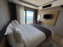 Şehrar Suit Hotel