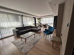 Şehrar Suit Hotel