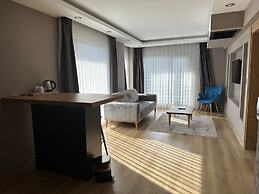 Şehrar Suit Hotel