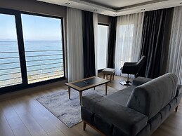 Şehrar Suit Hotel