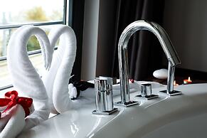 Şehrar Suit Hotel