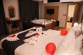 Şehrar Suit Hotel