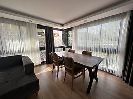 Şehrar Suit Hotel