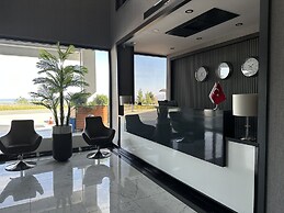 Şehrar Suit Hotel