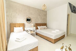 Theo Bungalows Kriopigi