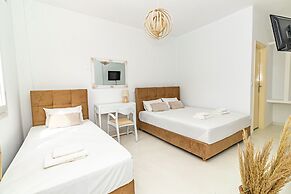 Theo Bungalows Kriopigi