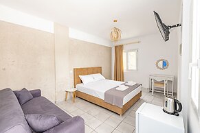 Theo Bungalows Kriopigi