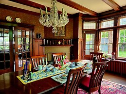The Captain's House bed & breakfast