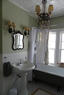 The Captain's House bed & breakfast