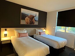 Nightcap at Barkly Hotel