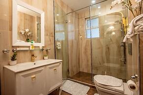 MegMara Luxury Suites Nyali