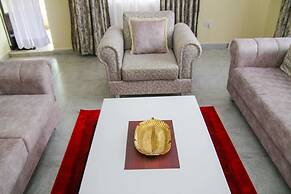 Stay.Plus Milimani Luxe Apartment