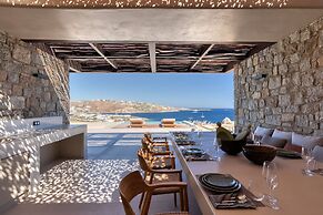 Untold Mykonos
