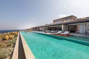 Untold Mykonos