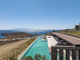 Untold Mykonos