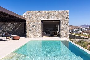 Untold Mykonos