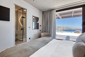 Untold Mykonos