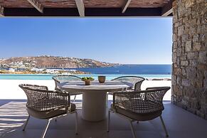 Untold Mykonos