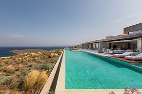 Untold Mykonos
