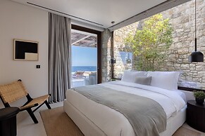 Untold Mykonos