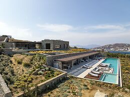Untold Mykonos